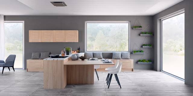 Cocina Syncron de madera con isla y comedor integrado