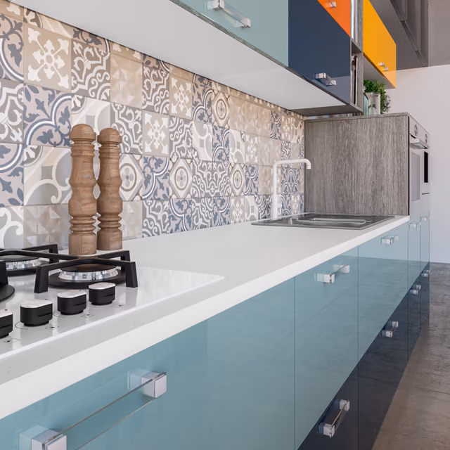 Detalle de la cocina Syncron Murati con Luxe Plus en aguamarina, índigo y curry